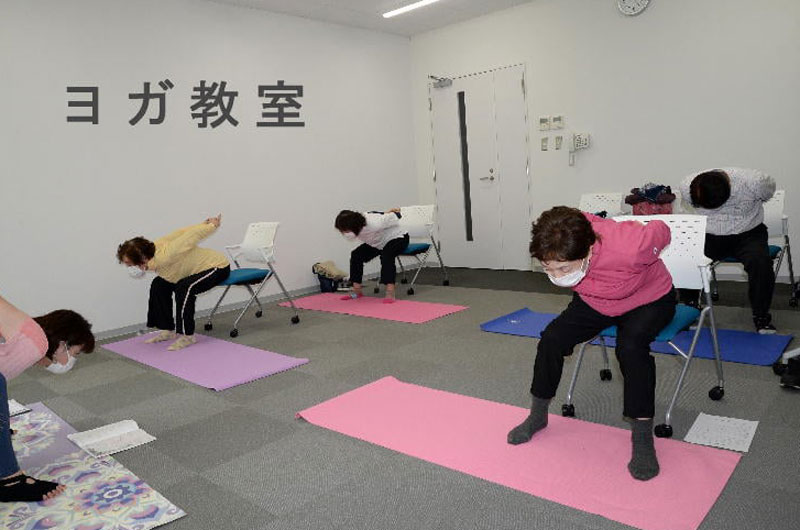 保坂先生・ヨガ・水彩画